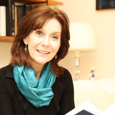 Margaret Atwood, Tishani Doshi, Mererid Hopwood, Ulrike Almut Sandig, Evelyn Schlag, Owen Sheers